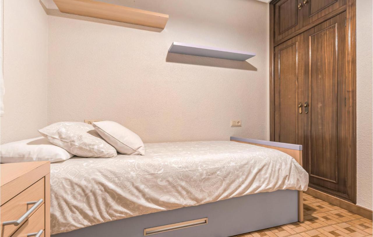 Stunning Apartment In Gijon With Wifi Eksteriør billede