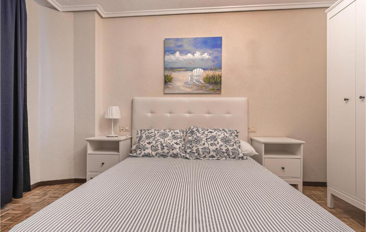 Stunning Apartment In Gijon With Wifi Eksteriør billede